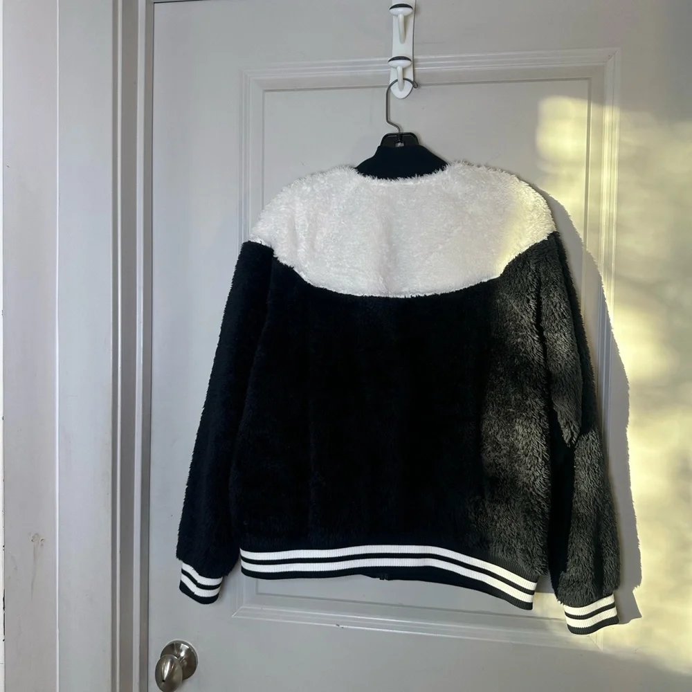 NIKE Sherpa Black & White Panda Full Zip Sportswear Jacket, Size XL